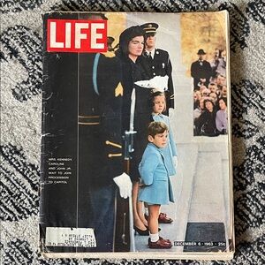 LIFE Magazine December 1963 Issue